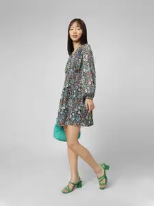 ONLY Floral Printed Smocked Wrap Style Dress