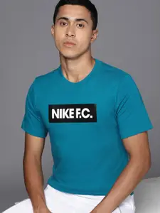 Nike Men Pure Cotton Brand Logo Typography Printed Football T-shirt