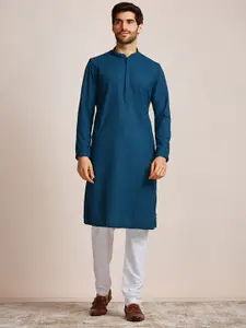 Manyavar Men Mandarin Collar Kurta with Pyjamas