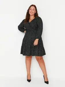 Trendyol V-Neck Puffed Sleeve Dress