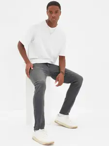 Trendyol Men Mid Rise Clean Look Regular Fit Cotton Jeans