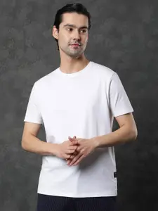 RARE RABBIT Men Gis Solid Slim Fit Cotton T-Shirt