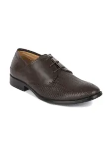 Carlton London Men Textured Leather Formal Derbys