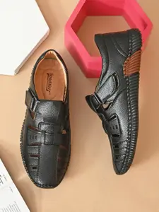 Roadster Men Fisherman Sandals