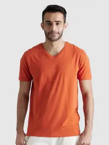 Celio Men V-Neck Cotton T-shirt