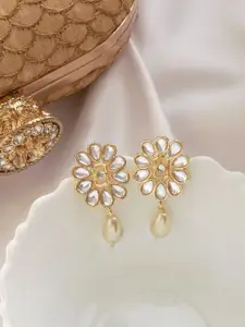 TEEJH Contemporary Studs Earrings