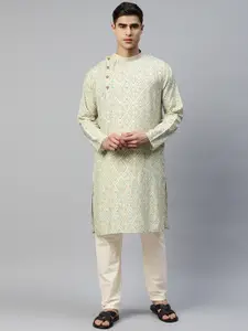 Readiprint Fashions Men Printed Pure Cotton Kurta With Pyjamas
