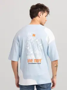 Snitch Men Printed Drop-Shoulder Sleeves Cotton T-shirt
