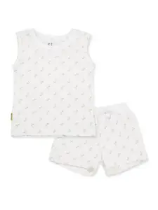Gini and Jony Infants Boys Printed Pure Cotton T-shirt with Shorts