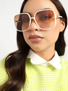 HAUTE SAUCE by  Campus Sutra Women Oversized Sunglasses with Polarised Lens