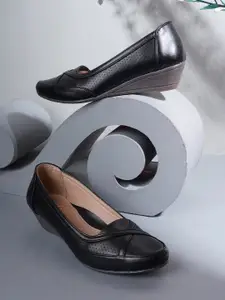 EVERLY Textured Work Wedge Pumps with Laser Cuts