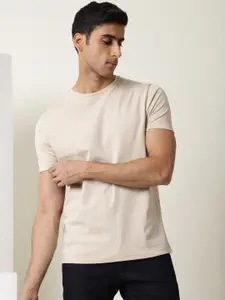 RARE RABBIT Men Gis Slim Fit Cotton T-Shirt