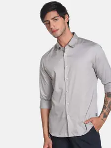 Flying Machine Solid Sateen Casual Shirt