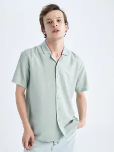 DeFacto Men Regular Fit Cuban Collar Casual Shirt