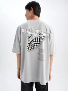 DeFacto Men Graphic Printed Drop-Shoulder Sleeves Loose Long Line T-shirt
