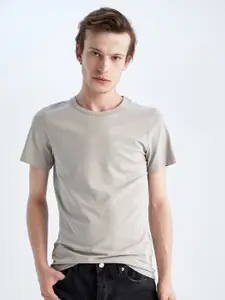 DeFacto Men Round Neck T-shirt