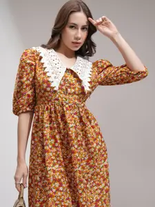 Tokyo Talkies Above the Keyboard Collar Floral Dress
