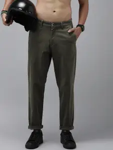 The Roadster Lifestyle Co. Men Loose Fit Low-Rise Chinos Trousers