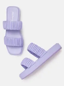 DressBerry Women Pleated Detail Open Toe Flats