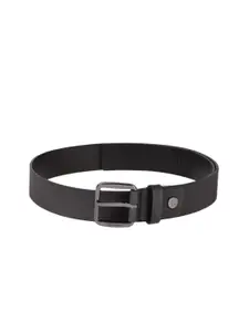 Calvin Klein Men Solid Adjustable Leather Belt