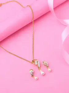 Estele Gold Plated Gleam Designer Pendant Set with Crystals & Pearls for Women