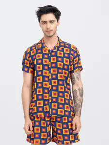 Snitch Men Printed Shirt with Shorts