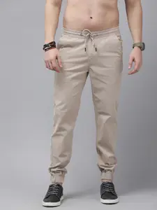 The Roadster Lifestyle Co. Men Solid Joggers Trousers
