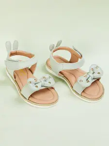 Fame Forever by Lifestyle Girls Green Open Toe Flats with Bows