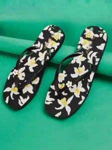 Ginger by Lifestyle Women Printed Thong Flip-Flops