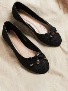 Ginger by Lifestyle Women Embellished Ballerinas With Bows