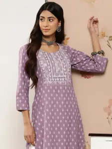 Varanga Women Embroidered Gotta Patti Pastels Kurta