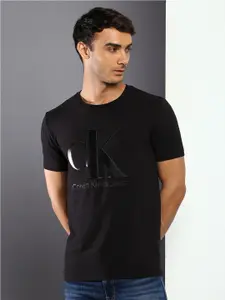 Calvin Klein Jeans Men Typography Printed Slim Fit T-shirt