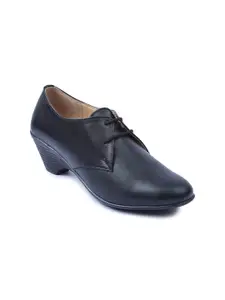 VALIOSAA Women Pointed Toe Kitten Pumps