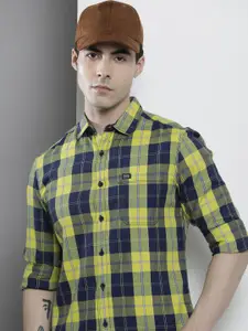 The Indian Garage Co Men Regular Fit Checked Casual Shirt