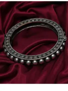 Ozanoo Women Brass-Plated Bangle-Style Bracelet