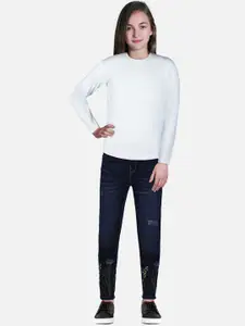 Gini and Jony Girls Mildly Distressed Embroidered Light Fade Mid-Rise Cotton Jeans