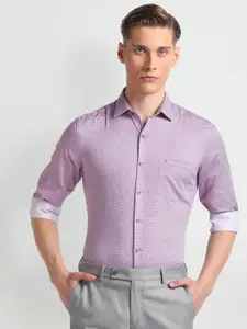 Arrow Men Manhattan Slim Fit Micro Geometric Printed Cotton Formal Shirt