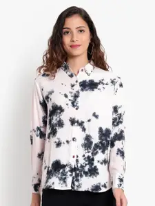 Indietoga Women Classic Printed Casual Shirt