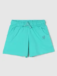 max Girls Solid Mid Rise Pure Cotton Regular Shorts