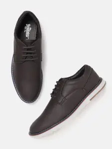 The Roadster Lifestyle Co. Men Round-Toe Everyday Derbys