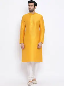 NAMASKAR Men Mandarin Collar Straight Kurta