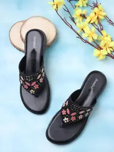 Shoestail Women Embellished Open Toe Flats