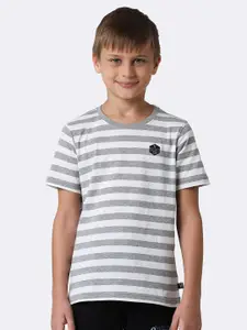 Van Heusen Boys Smart Tech Easy Stain Release T-Shirt