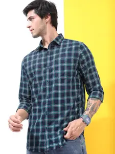 HIGHLANDER Men Checked Slim Fit Casual Shirt