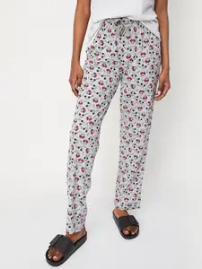 max Women Mid-Rise Minnie Mouse Printed Cotton Lounge Pants
