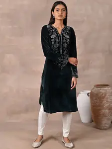 Lakshita Women Embroidered Beads And Stones Velvet Kurta
