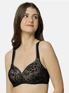 Triumph Self Design Lightly Padded All Day Comfort Non-Wired Bra