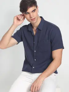 Flying Machine Solid Slim Fit Casual Shirt