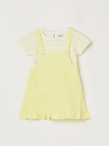 Juniors by Lifestyle Infant Girls Striped Pure Cotton Dungarees With T-Shirt