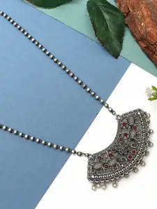 Ozanoo Brass Silver-Plated Stone Studded Oxidised Necklace